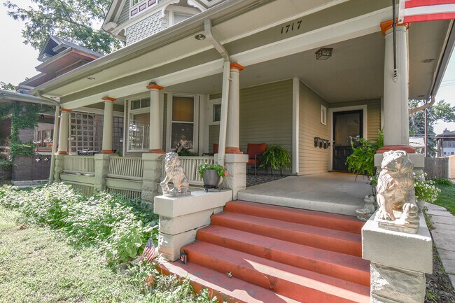 Photo - 1717 D St Unit 1