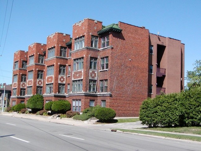 Windsor Apartments - Windsor Apartments