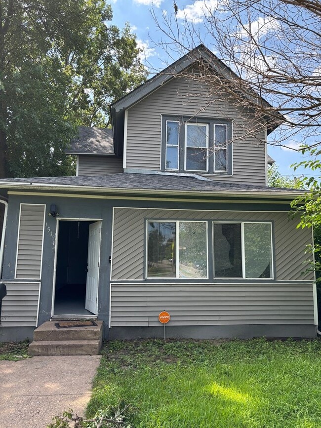 Building Photo - Available  sept 1st Rental