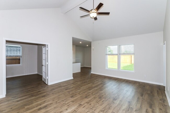 Building Photo - 404 San Miguel Crk Dr