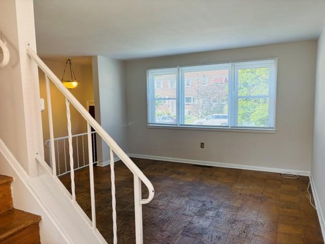 Photo - 928 Circle Dr