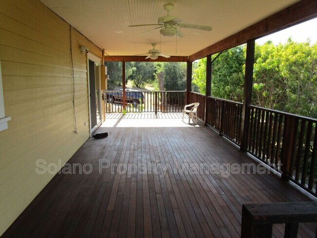 Photo - 476 Banning Way