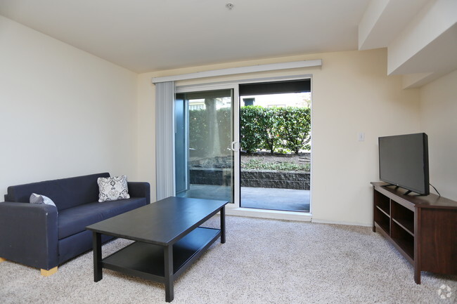 Photo - Yugo Seattle Rivendell