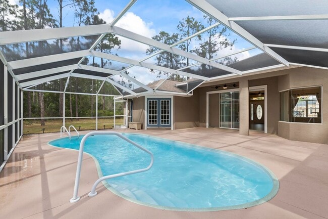 40 Riddle Dr