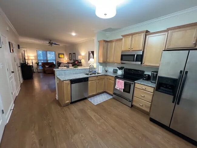 Photo - 1191 Binghampton Cir