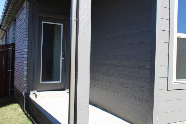 Photo - 3207 Sedge Grass Dr