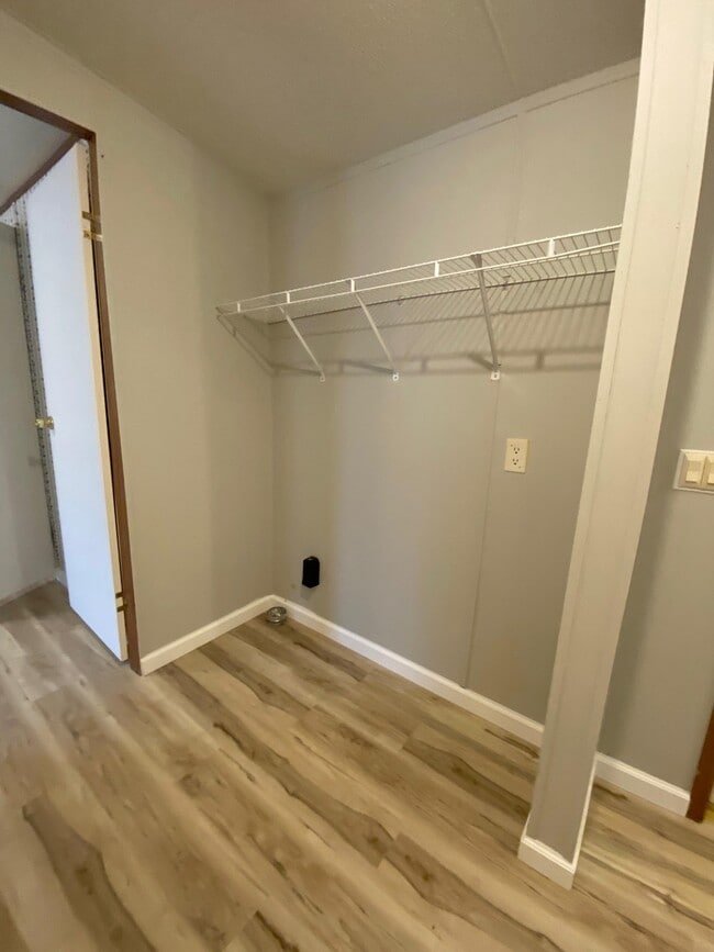 Photo - 110 N Michigan St