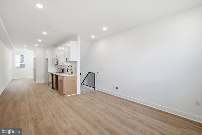 Photo - 2126 N Percy St Unit 1
