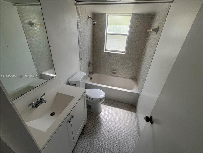 Photo - 1820 SW 81st Ave Unit 3304