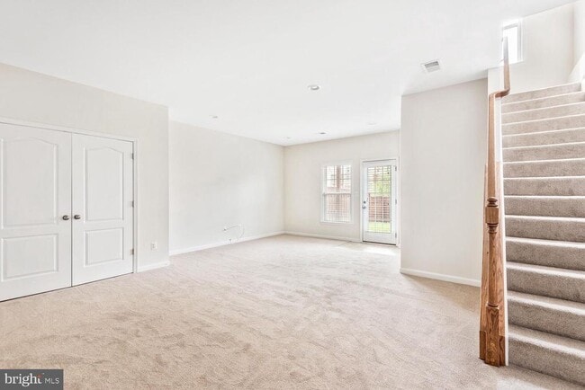 Photo - 41833 Diabase Square