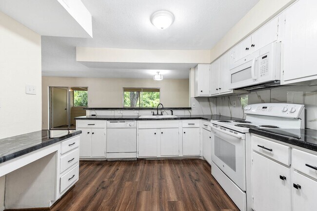 Photo - 14515 Wunderlich Dr Unit 812