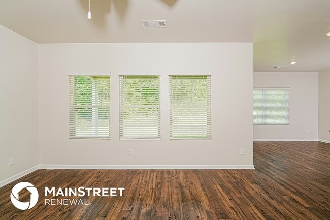 Photo - 282 Chelsea Park Rd