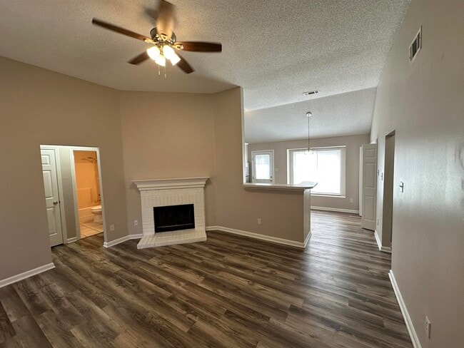 Photo - 3812 Clarion Dr