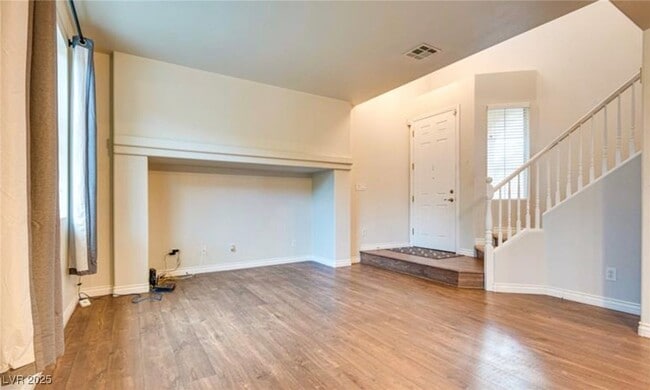 Photo - 6044 Fair Valley St