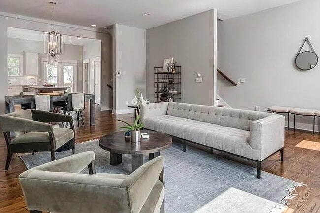 Photo - 109 Douglas Ave Townhome