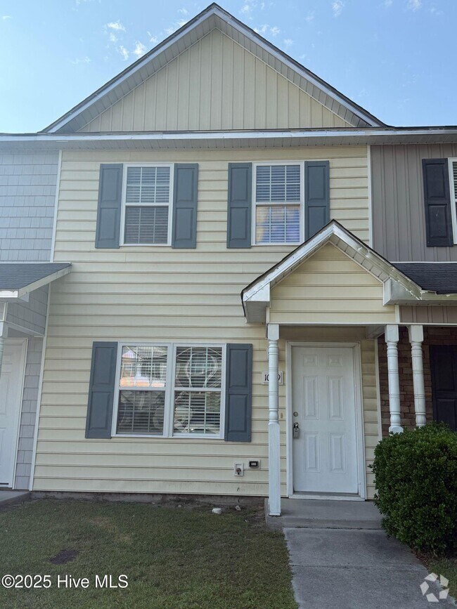 Building Photo - 1009 Ornate Dr Rental