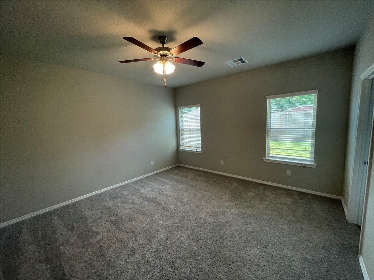 Photo - 938 Redinger Ridge Dr