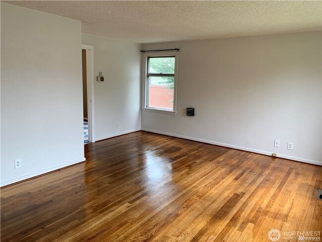 Photo - 2bd/1ba Seattle Home
