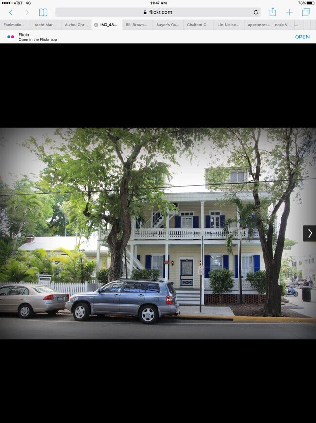 Front of Building - 400 Simonton St Apartment Unit 2