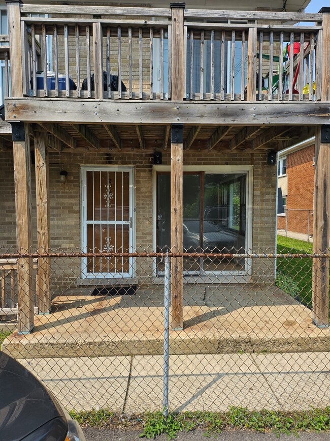 Building Photo - 513 N Valerie Ln Unit 2 Rental