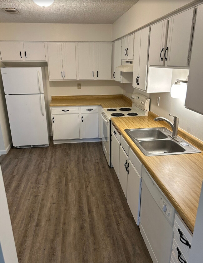 Kitchen - Unit 1