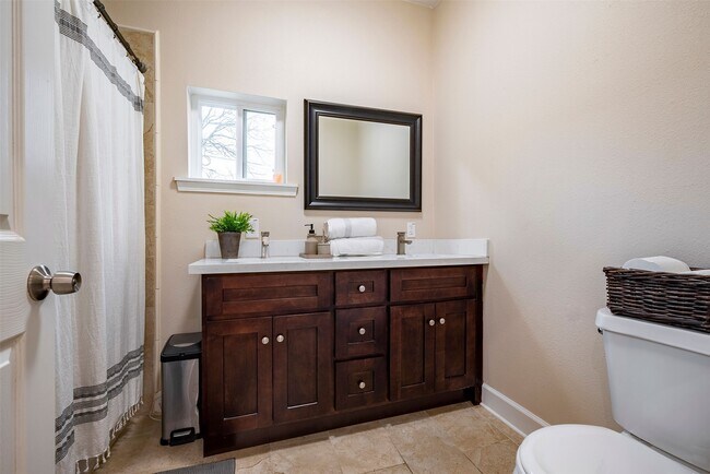 Photo - 1924 Gano St