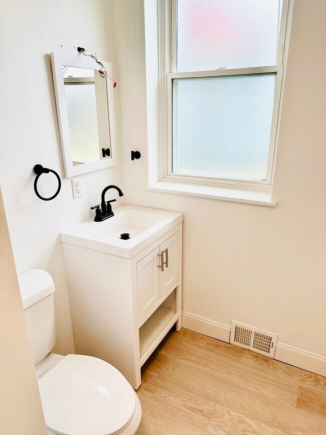 Photo - 1415 Columbus Ave Unidad 1415 A