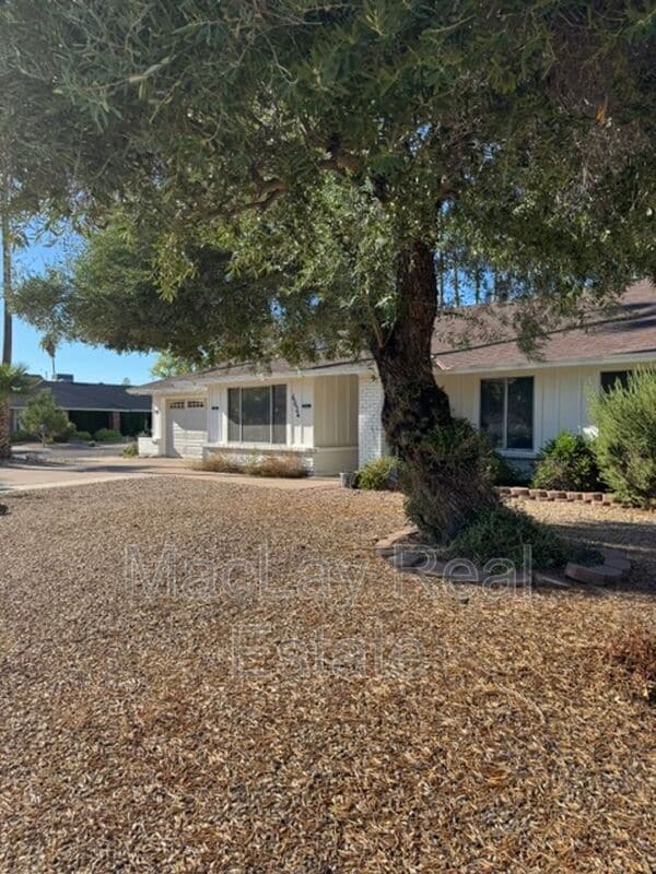 4634 W Wagoner Rd