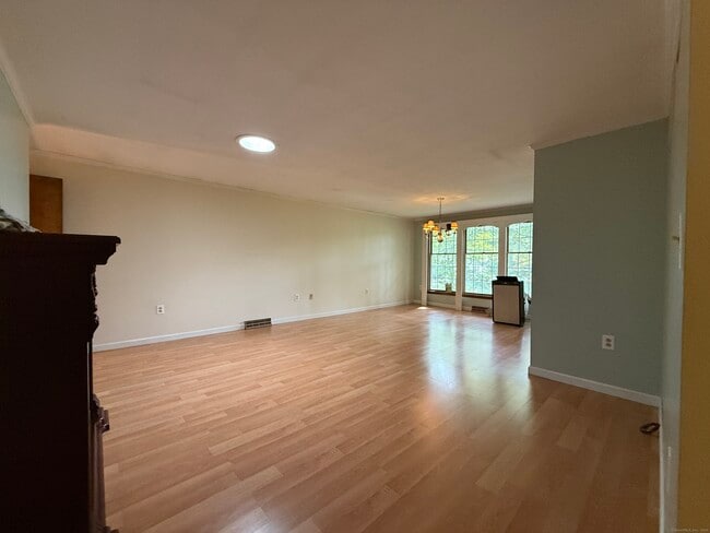 Photo - 56 Wedgewood Dr