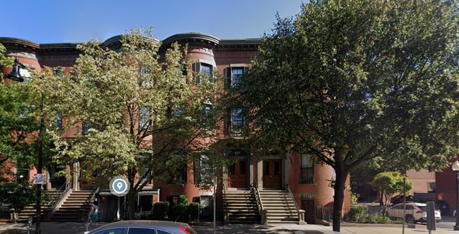 Photo - 674 Tremont St Unit 1R