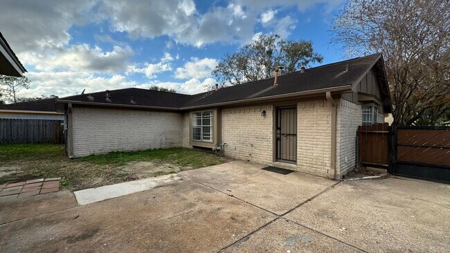 Photo - 9207 Portal Dr