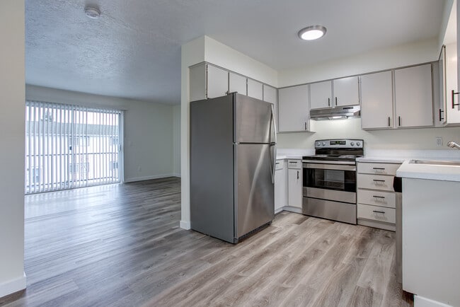 Photo - THE ORLENA APARTMENTS