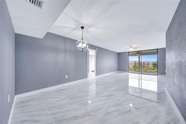 Photo - 1100 St Charles Pl Unit 708