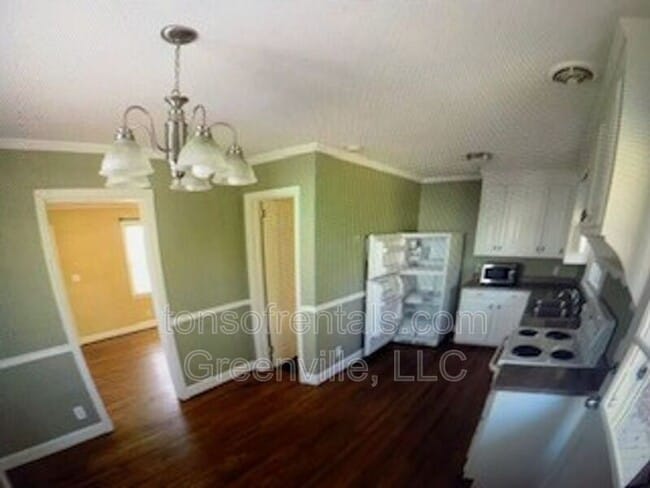 Photo - 42 N Garden Cir
