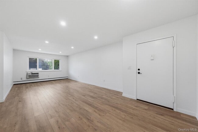 Photo - 810 Blooming Grove Turnpike Unit 113