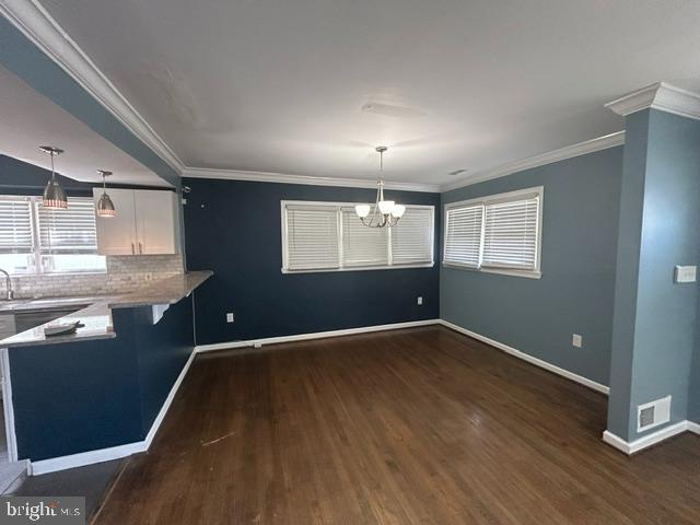 Photo - 413 S Wickham Rd