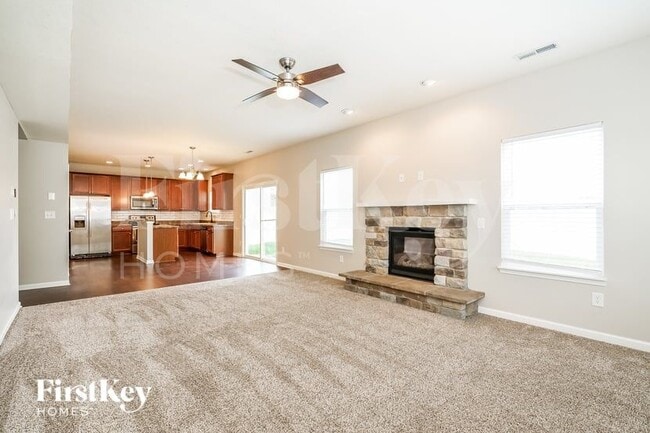 Photo - 8858 Hemingway Dr