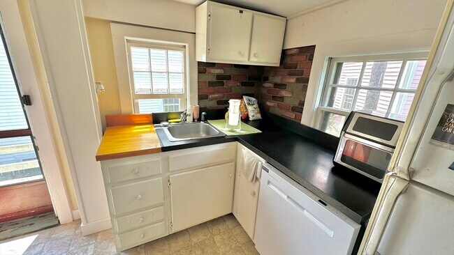 Photo - 1 Washington St Unit 1