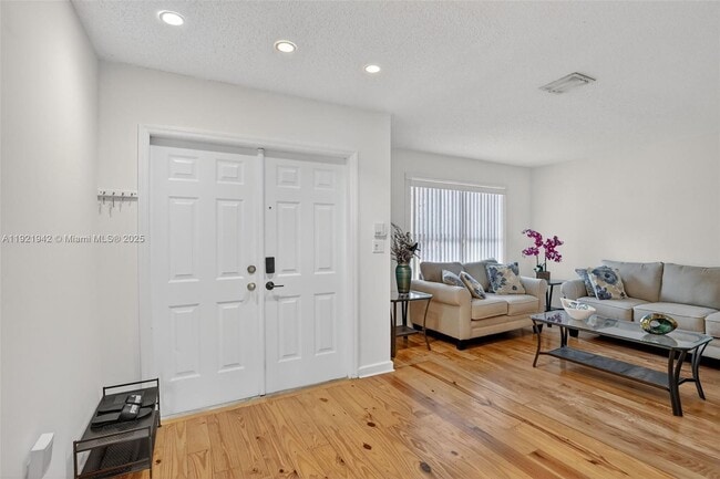 Photo - 14076 S Forest Oak Cir