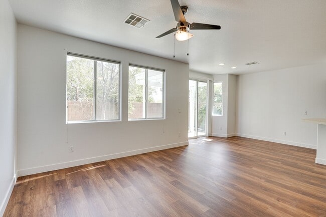Photo - Gated Northwest Las Vegas Home with Loft & Parkside Location