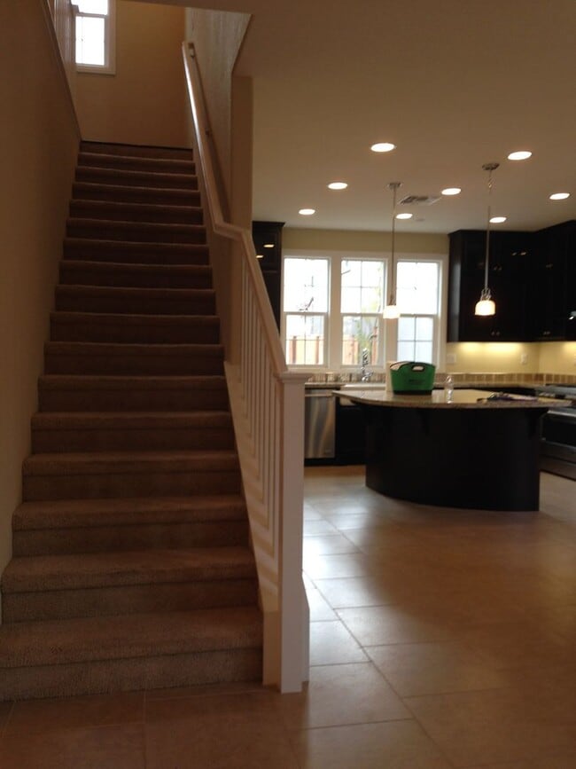 Photo - Gorgeous Model Spacious Folsom Unit!