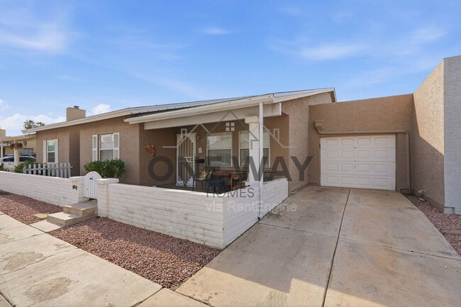 Photo - 2929 E Broadway Rd