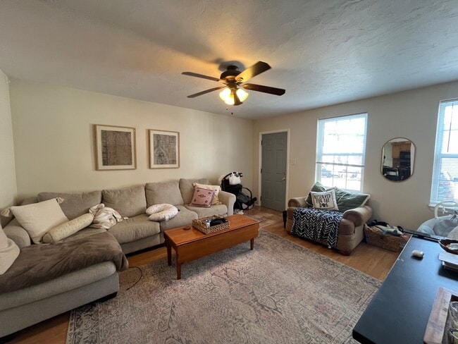 Photo - 5202 Dresden Wy