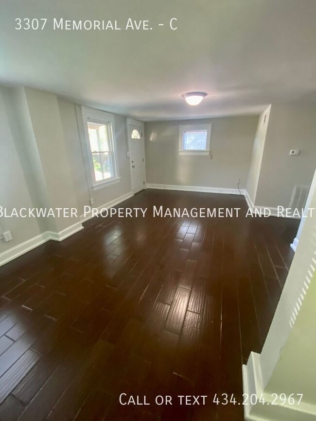 Photo - Beautiful Apartment on Memorial Avenue Unit C