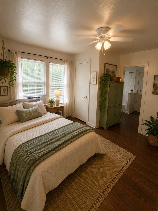 Photo - 2812 Angier Rd