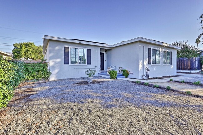 Photo - Looking for a great short term rental!!!!!