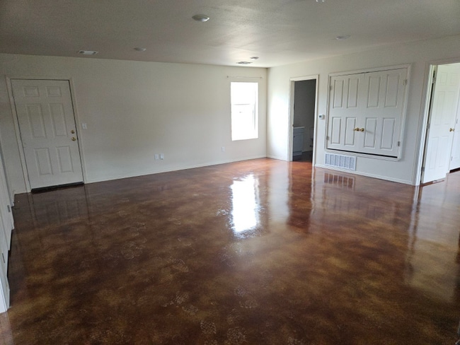 Photo - 1902 7th Ave