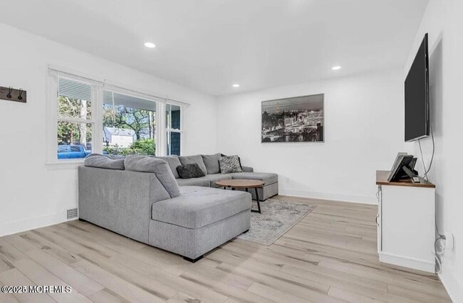 Photo - 1506 Evergreen Ave