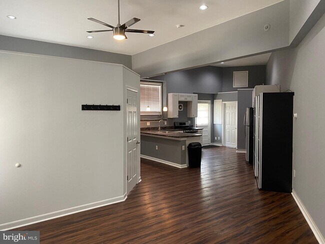 Photo - 206 Clements Bridge Rd