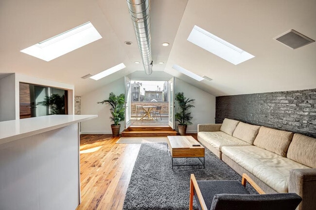 Photo - 1519 W Superior St Unidad ID1255747P